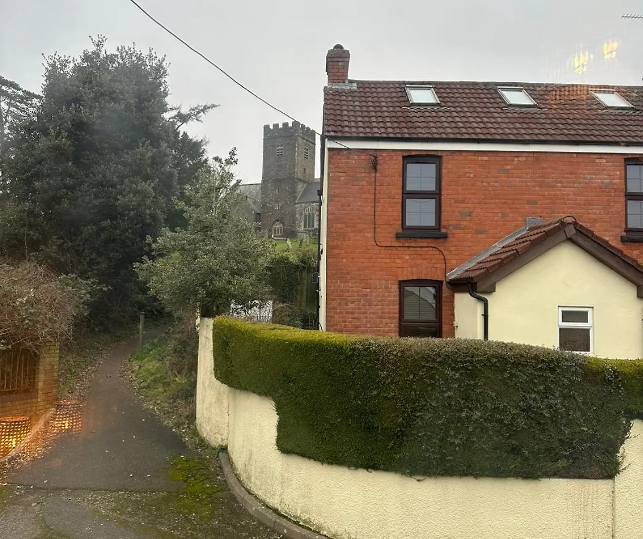 Cosy Cottage 7 Mins From Cardiff City Center 0*,