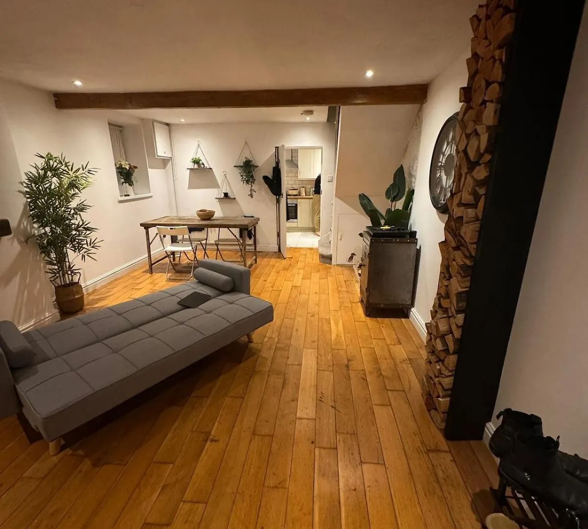 Cosy Cottage 7 Mins From Cardiff City Center